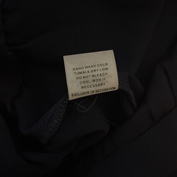 Navy romper with bow in the front - Picture 10 of 12